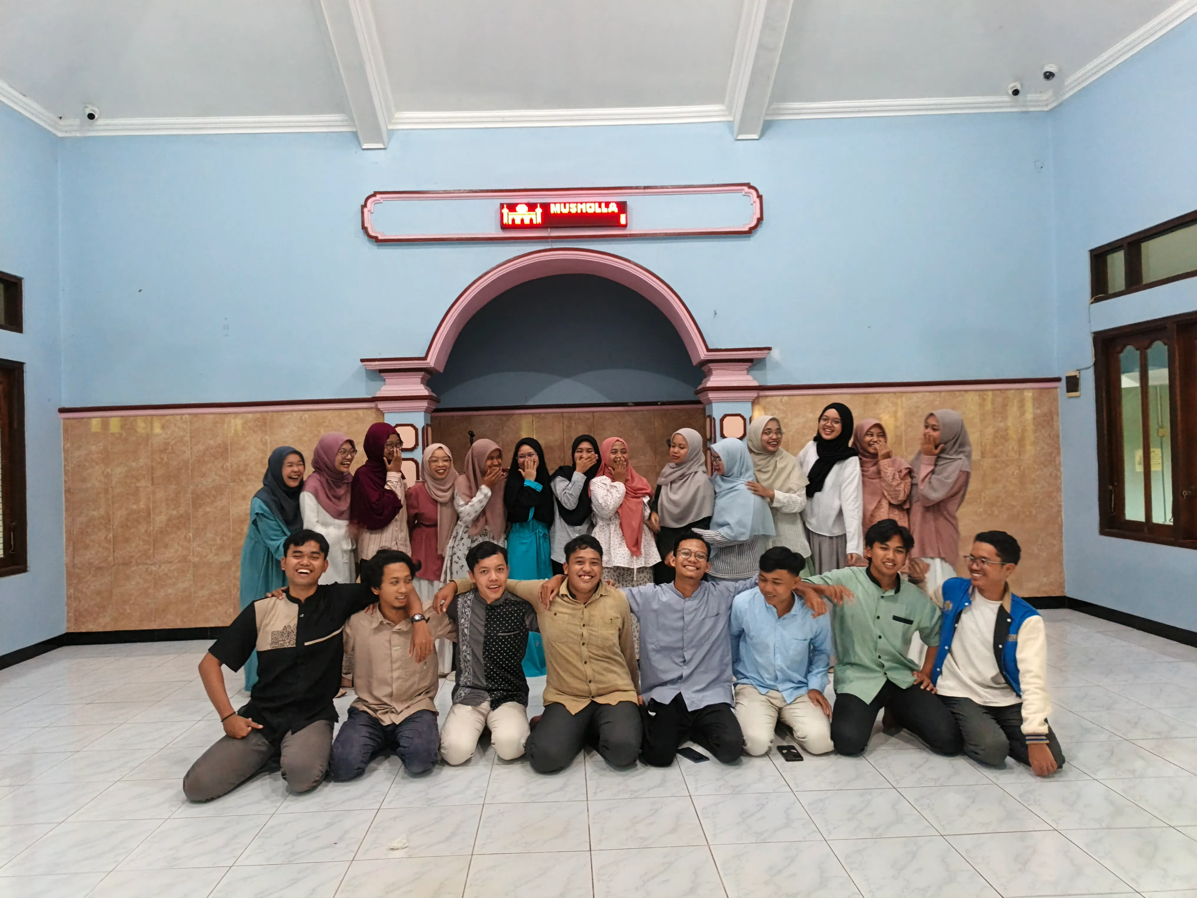Kerja sama tim di FMI